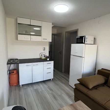 Apartments Linic 宁 外观 照片