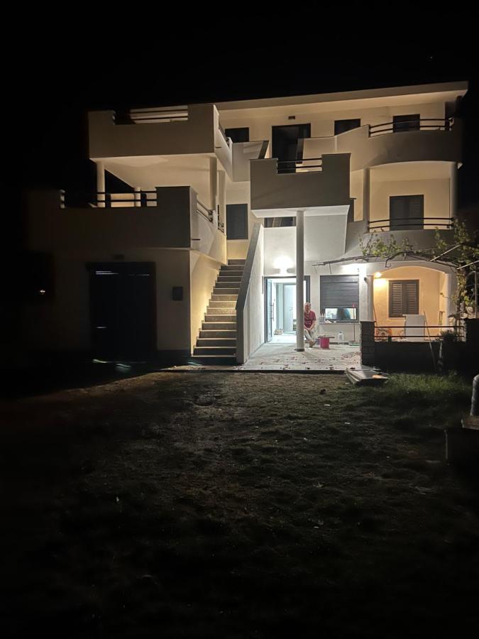 Apartments Linic 宁 外观 照片