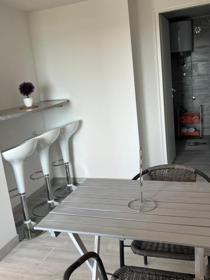 Apartments Linic 宁 外观 照片