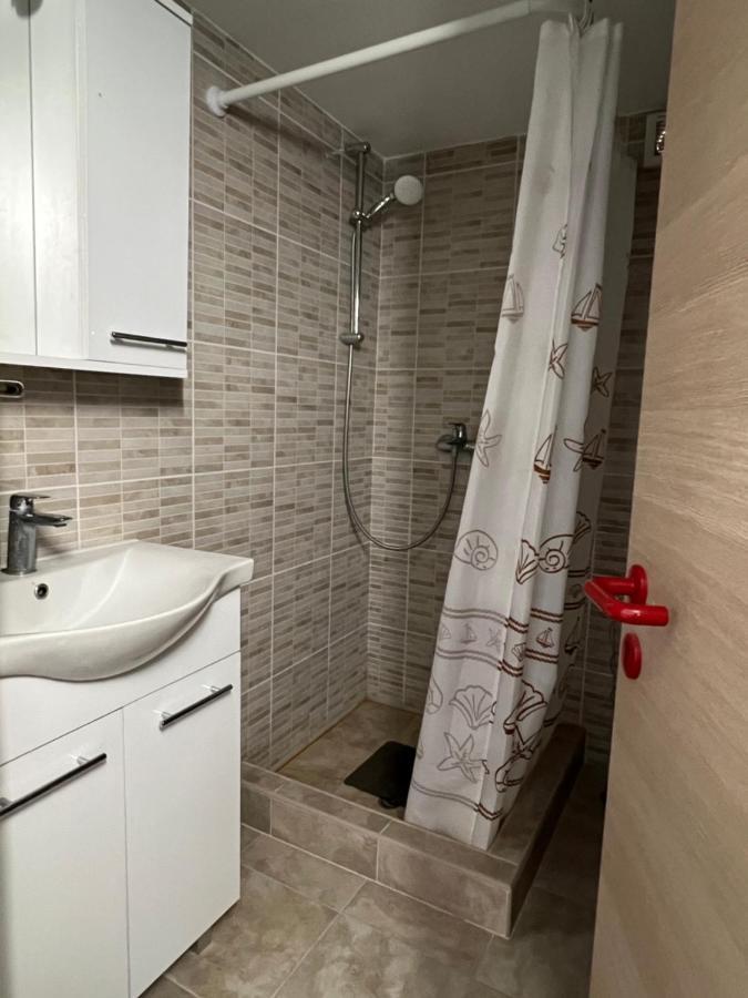 Apartments Linic 宁 外观 照片